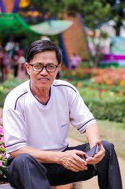 Ông: Hoàng Việt Sơn, 62 tuổi